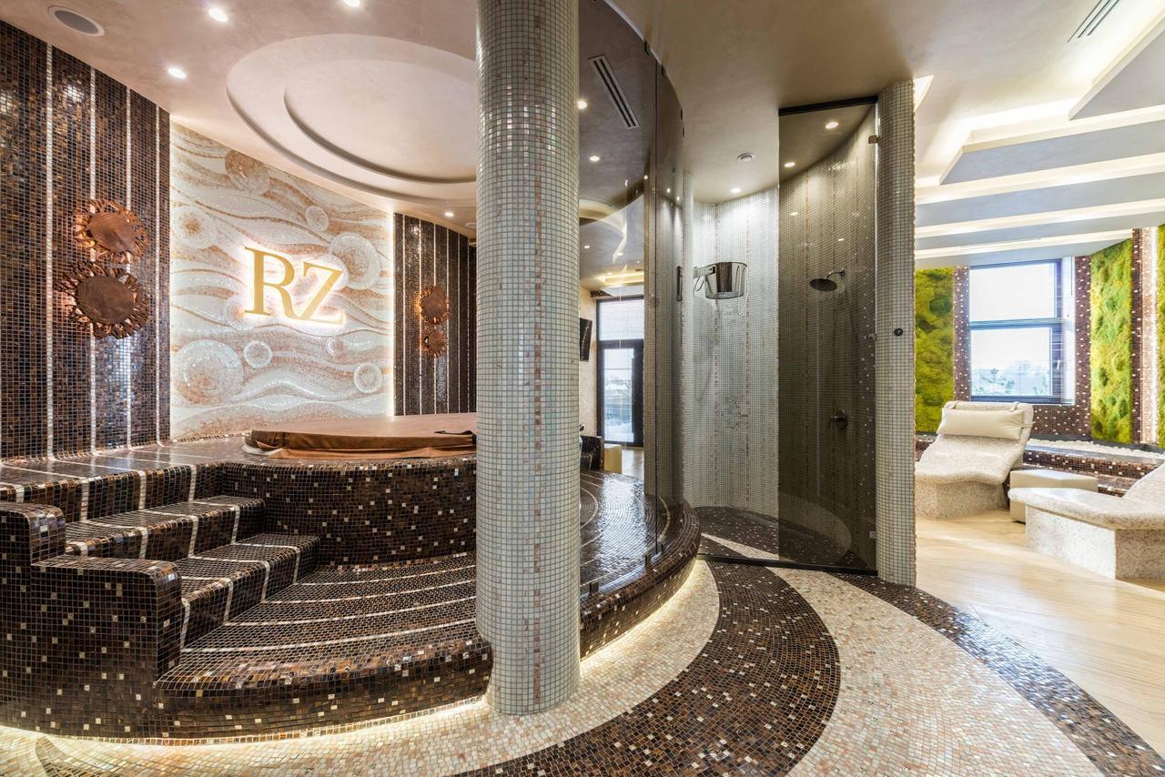Riviera Zoloche Resort & Spa Vishenki  Εξωτερικό φωτογραφία