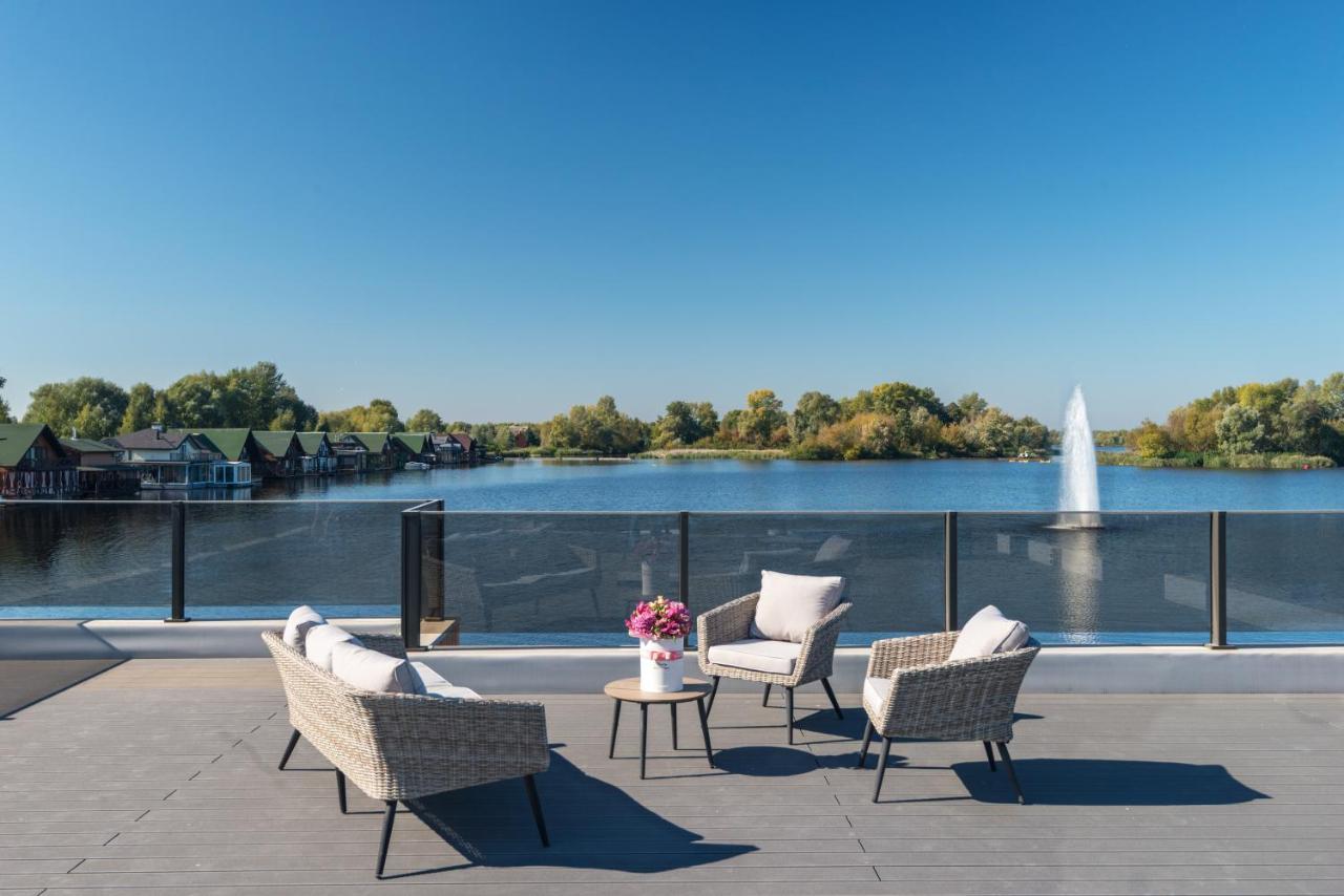 Riviera Zoloche Resort & Spa Vishenki  Εξωτερικό φωτογραφία
