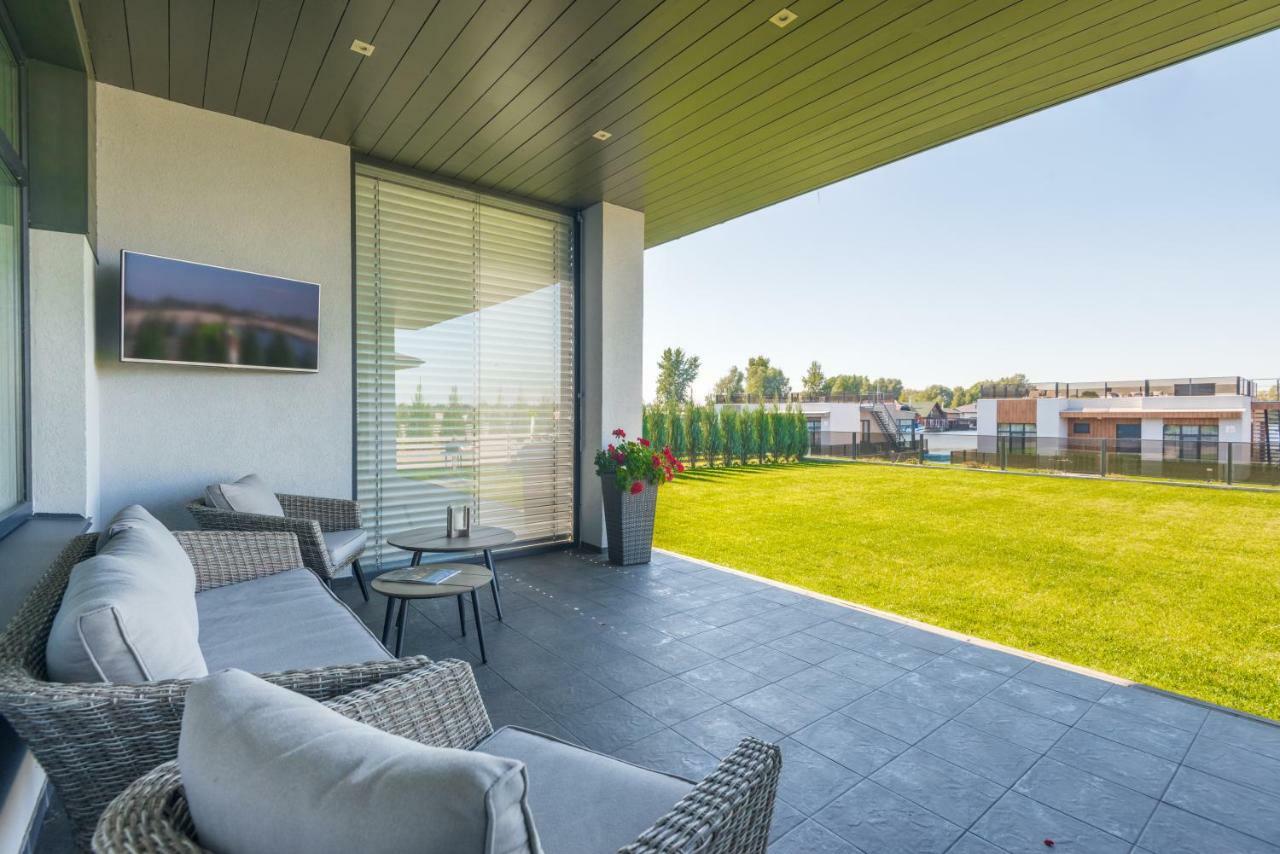 Riviera Zoloche Resort & Spa Vishenki  Εξωτερικό φωτογραφία